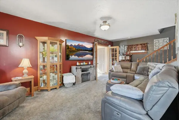 1110 Florence ST, Baldwin, WI 54002