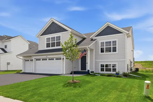 19714 English AVE N, Forest Lake, MN 55025