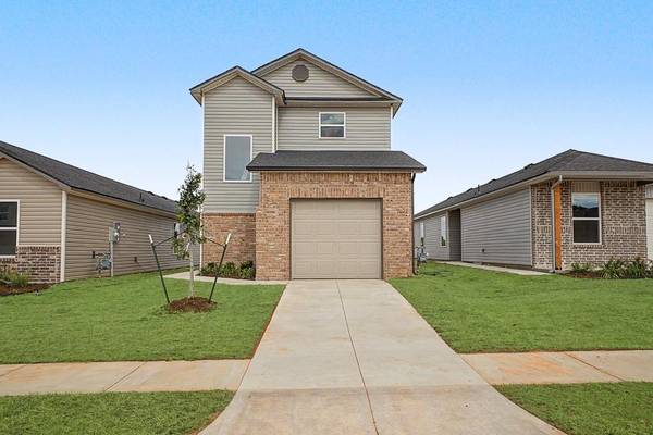 3516 Maggie RD, Mustang, OK 73064