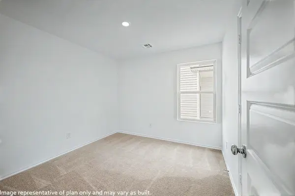 3512 Maggie RD, Mustang, OK 73064