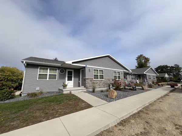 580 MAIN ST, Wild Rose, WI 54984