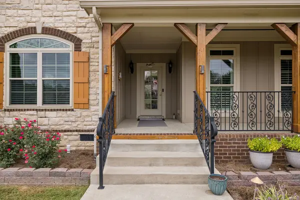 3043 Cross Gate Ln, Columbia, TN 38401
