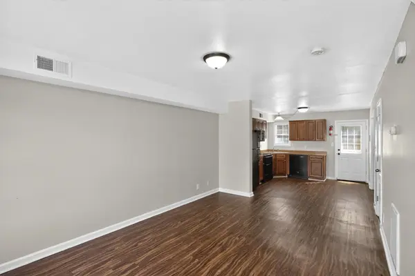 792 Cherrybark Ln, Clarksville, TN 37040