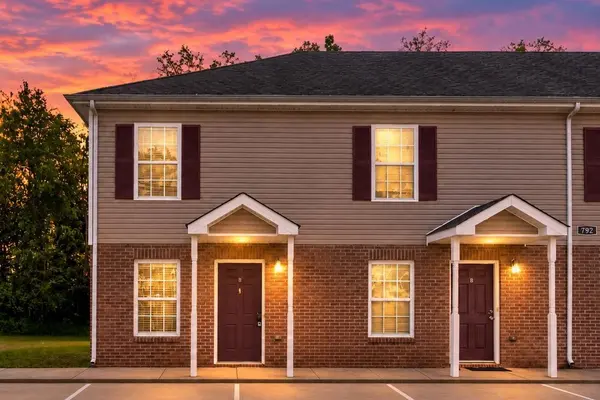792 Cherrybark Ln, Clarksville, TN 37040