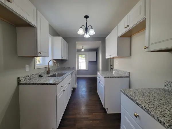 241 Aurora Ave, Madison, TN 37115