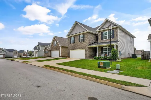 9273 Upstream Lane, Knoxville, TN 37931