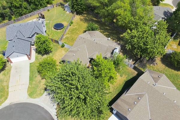 1748 N Basswood Ct, Andover, KS 67002