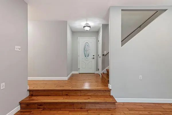 1496 S Alice Gayle CIR, Nixa, MO 65714