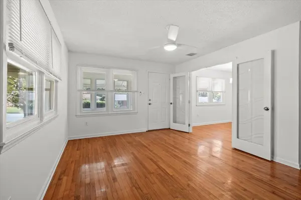 162 Lincoln DR, Spartanburg, SC 29306