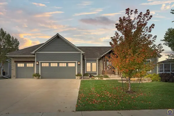 1309 Waverly Dr, Lawrence, KS 66049