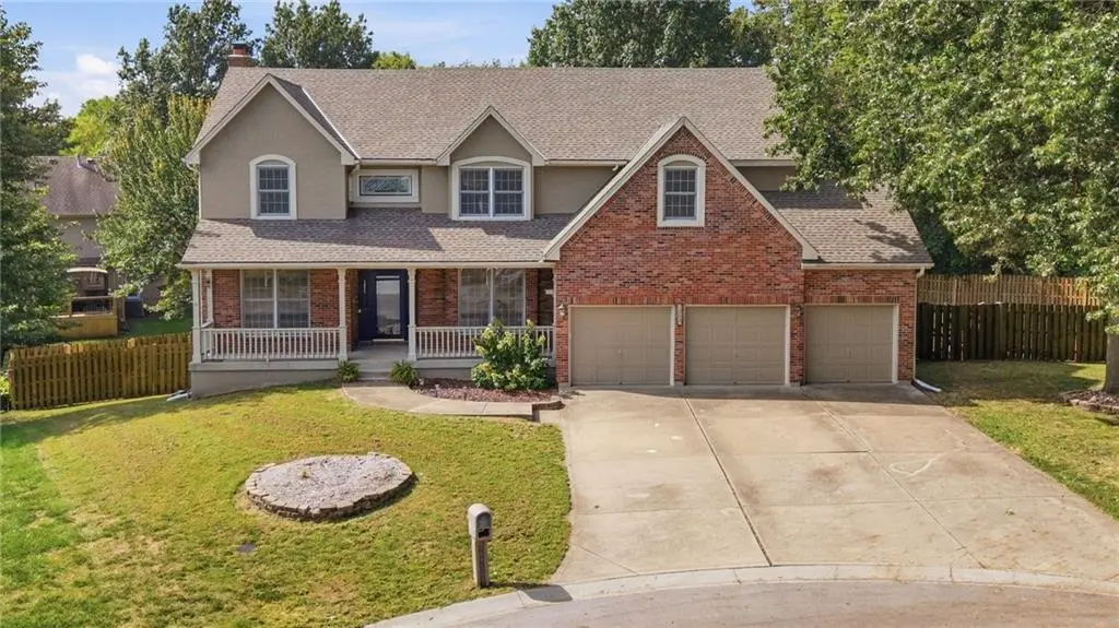 1005 Royal CT, Belton, MO 64012
