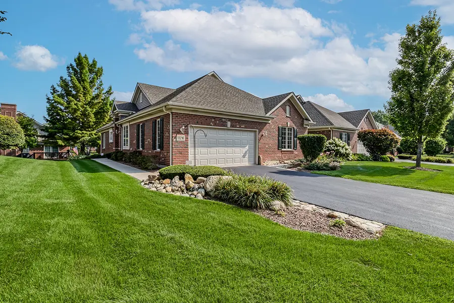 13216 Greenleaf TRL, Palos Heights, IL 60463