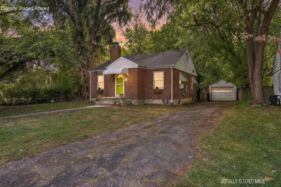 1858 E Grand ST, Springfield, MO 65804