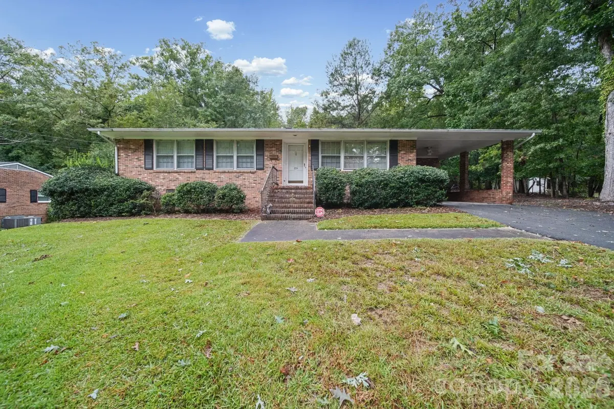 204 Breslin ST, Wadesboro, NC 28170