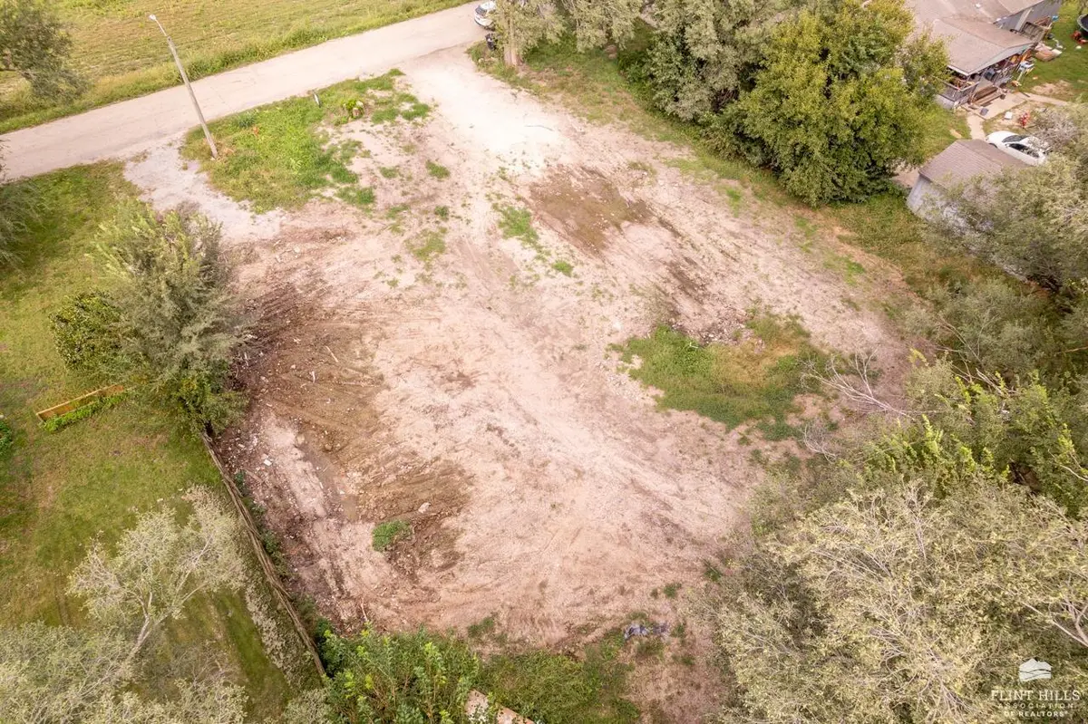 204 Jeanette ST, Belvue, KS 66407