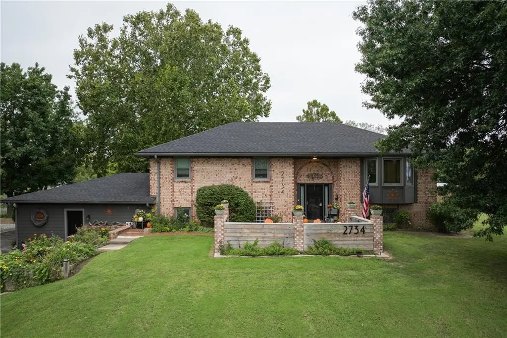 2734 N 99th ST, Kansas City, KS 66109
