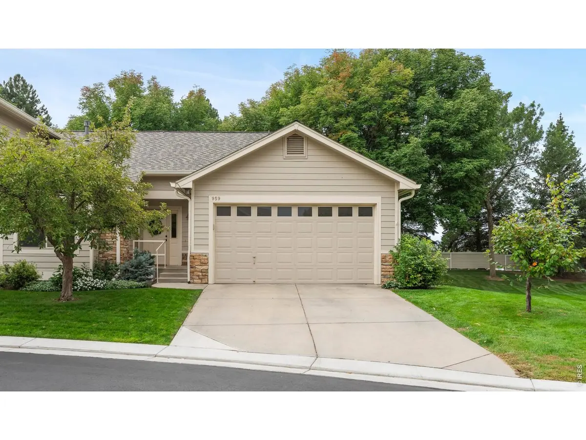 959 Hover Ridge, Longmont, CO 80501