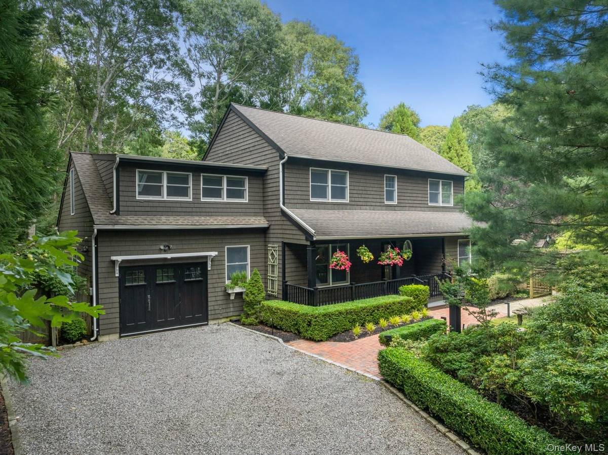 37 Barnes AVE, East Hampton, NY 11937