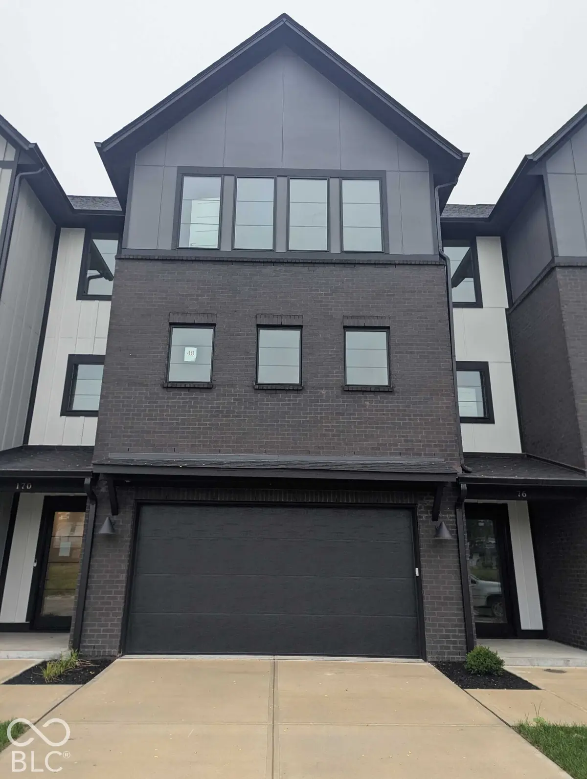 174 Midland Trace LOOP, Westfield, IN 46074