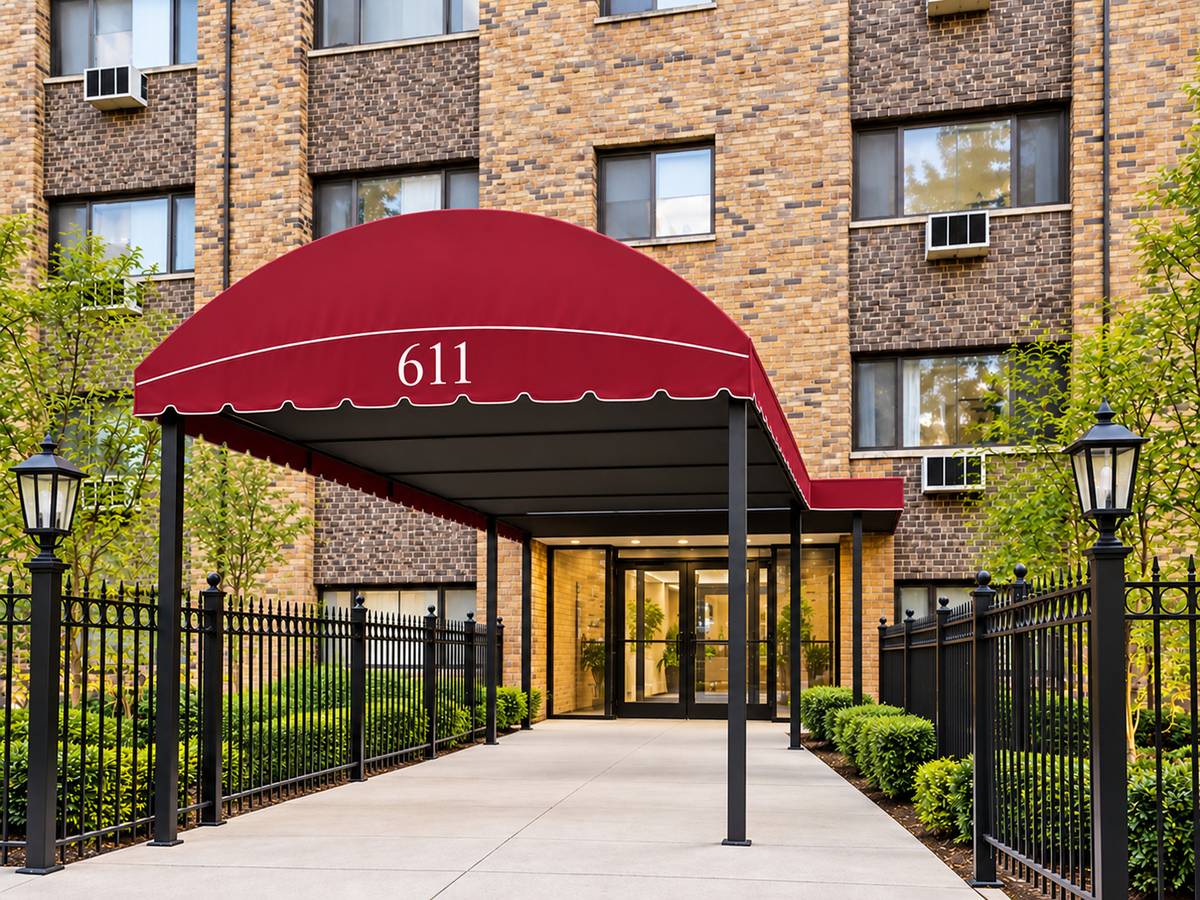 611 W Patterson AVE #216, Chicago, IL 60613