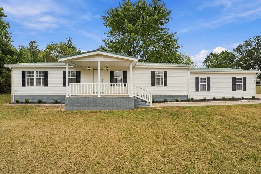 9 Hastings Dr, Taft, TN 38488