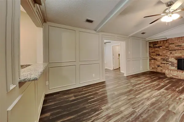 725 Maple Glen Drive, Garland, TX 75043