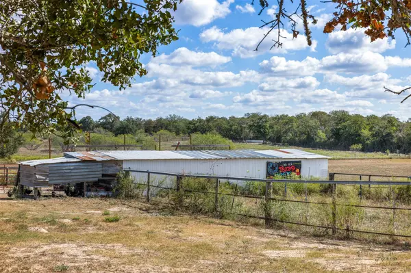 2135 Mule Creek. RD, Harwood, TX 78632