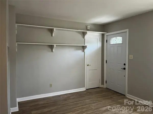 2213 Shamrock DR, Charlotte, NC 28205