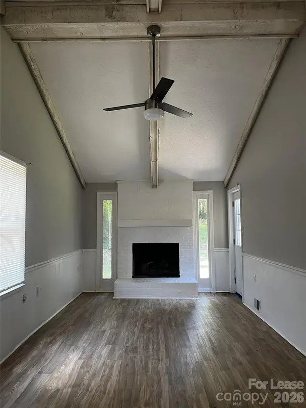 2213 Shamrock DR, Charlotte, NC 28205