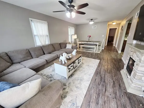 517 W 2nd ST, Junction City, KS 66441