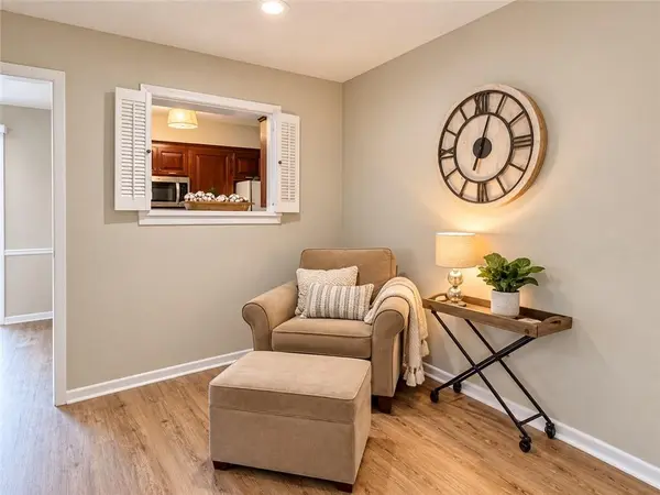 406 W 104th Unit C ST, Kansas City, MO 64114
