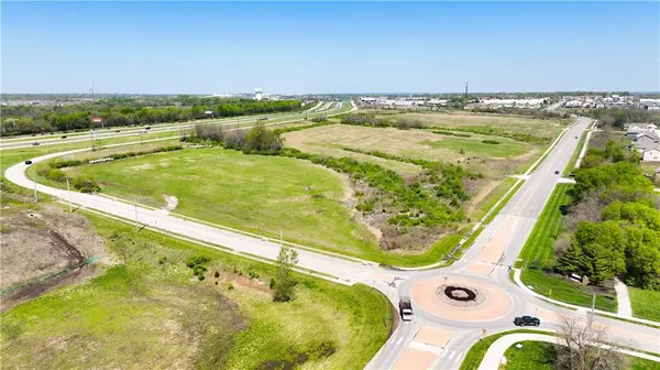 300 Dean AVE, Raymore, MO 64083