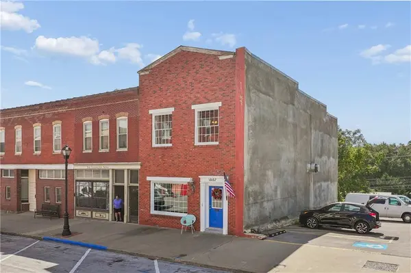 1007 Franklin AVE, Lexington, MO 64067