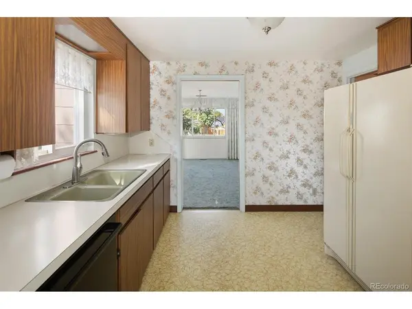 1041 Florence, Aurora, CO 80010