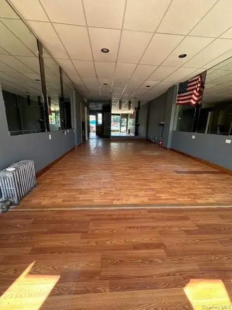 1766 Broadway, Hewlett, NY 11557