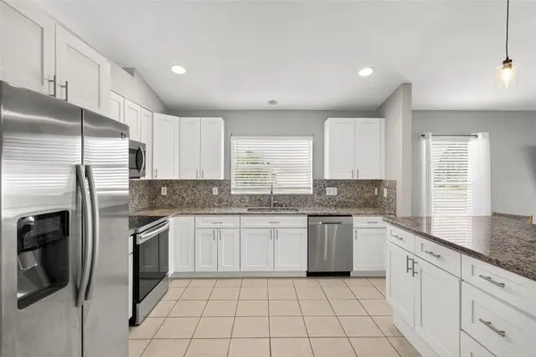 7619 CRESCENT PALM DR, Wesley Chapel, FL 33545