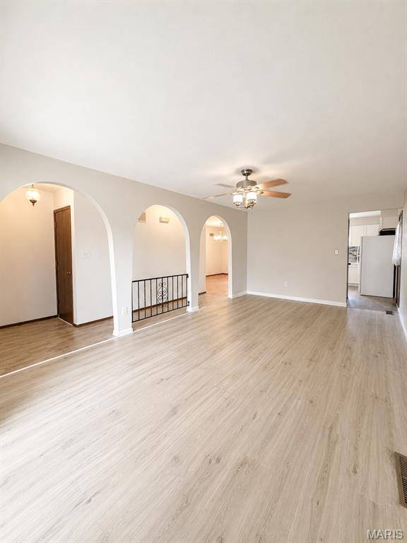 745 Woodrun DR, Ballwin, MO 63021