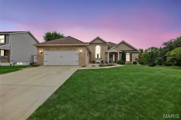 2614 Meridian Lake DR, Shiloh, IL 62221