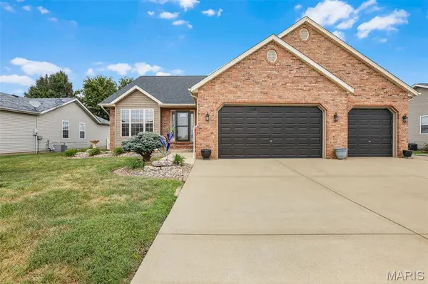 522 Deer RUN, Moro, IL 62067