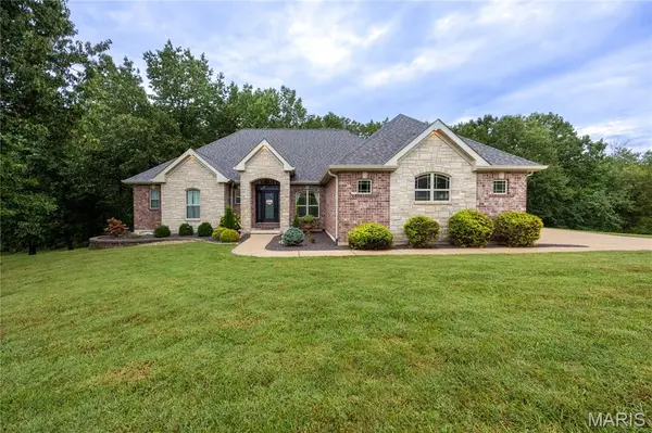 2811 Highland Woods RD, Imperial, MO 63052