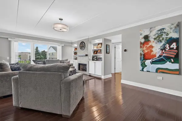 6850 W Winding TRL #306, Oak Forest, IL 60452