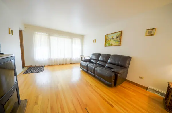 3836 N Oconto AVE, Chicago, IL 60634