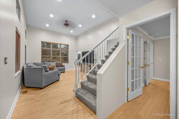 148 S Glenbrook TRL, Mchenry, IL 60050