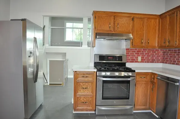 1007 Briar Creek RD, Eagan, MN 55123