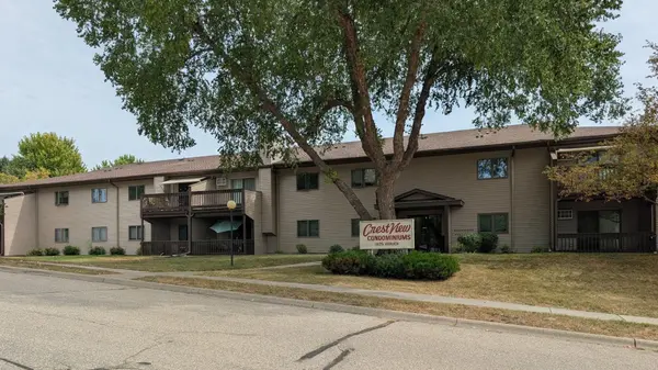 1825 Perlich AVE #207, Red Wing, MN 55066