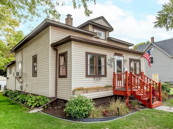 125 3rd AVE S, South Saint Paul, MN 55075