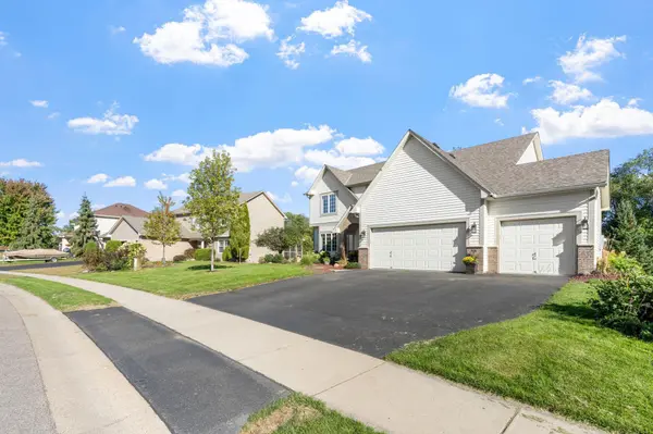 746 Riesgraf RD, Carver, MN 55315