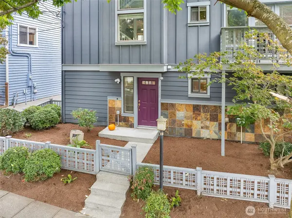 6710 Alonzo AVE NW, Seattle, WA 98117