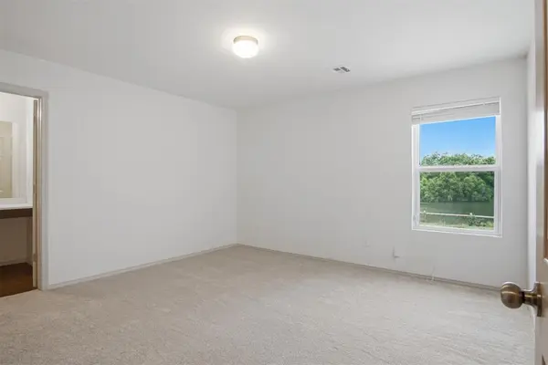 1404 Sandstone DR, Noble, OK 73068