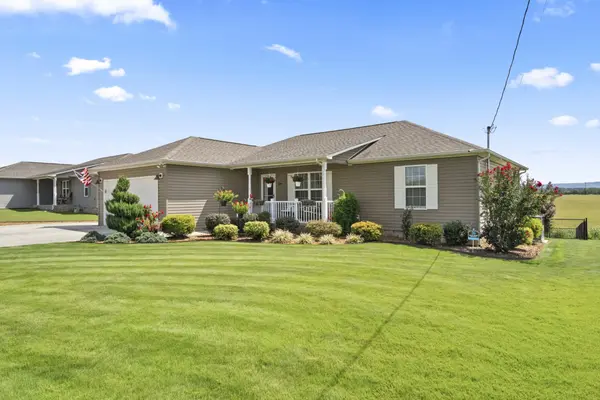 539 Strawberry Dr, Winchester, TN 37398